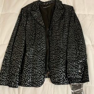 Pamela McCoy Black Metallic Leather Blazer Style Jacket with Silky Lining.